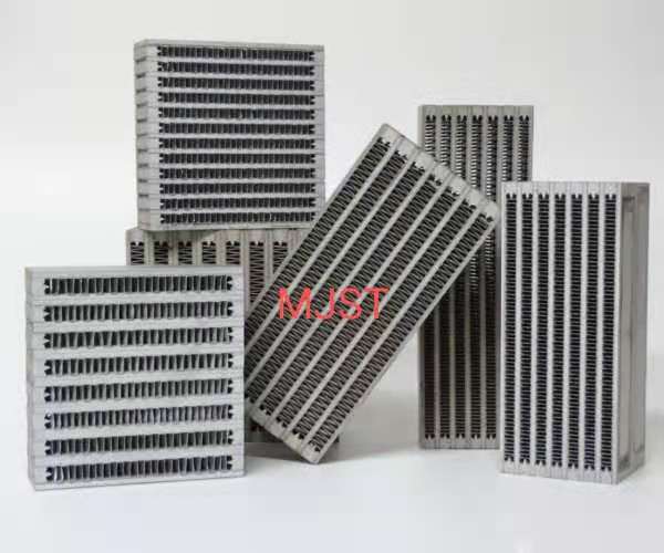 Pladefinne intercooler kerner