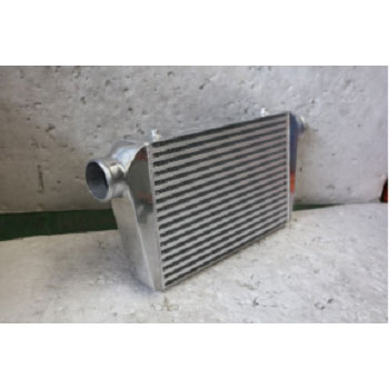 Intercooler med rør og fin aluminium